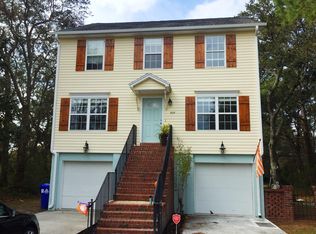 1689 Old Military Rd, Charleston, SC 29412