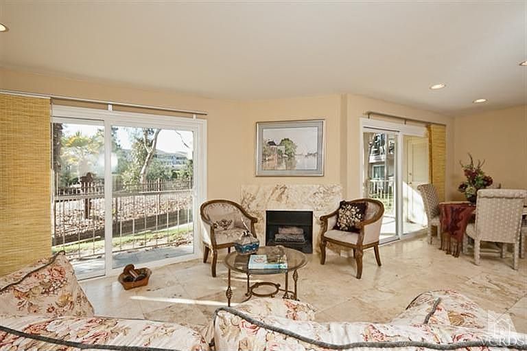 1st image of 661 Sunfish Way
