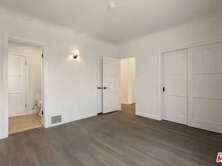 428 S Bedford Dr — Photo 12