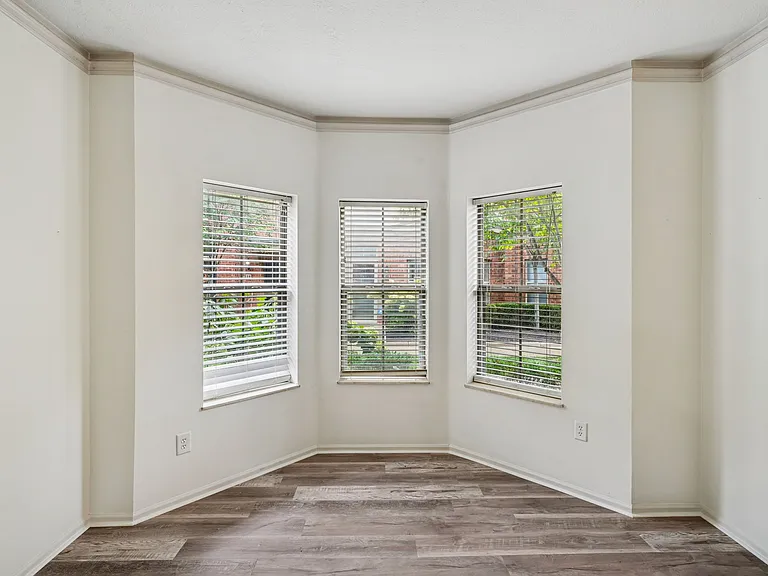 25 Victorian Gate Way #25 — Photo 4