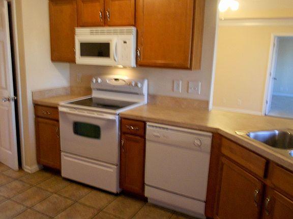 5th image of 440 Piney Dr