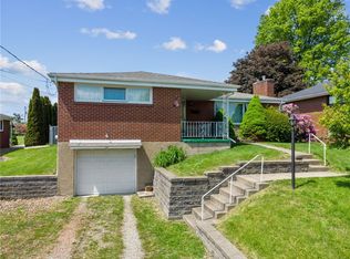 324 Grove Dr, New Kensington, PA 15068
