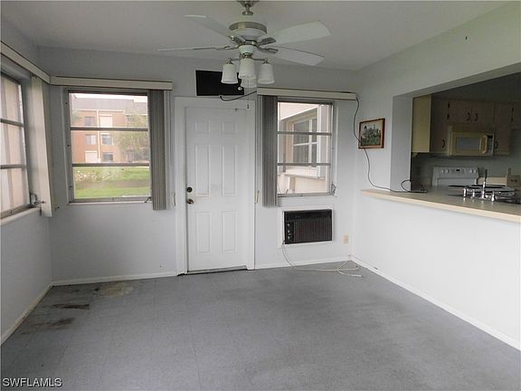 3rd image of 1931 W Lakeview Blvd APT 3