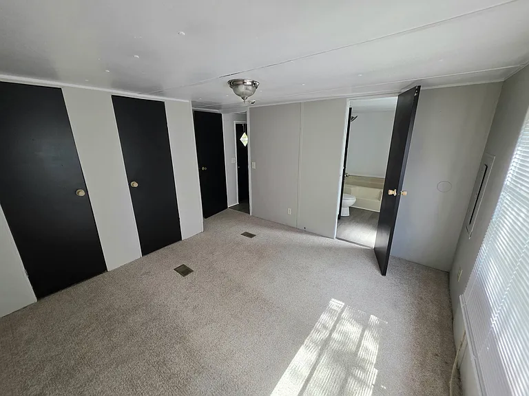 103 Dee St — Photo 8