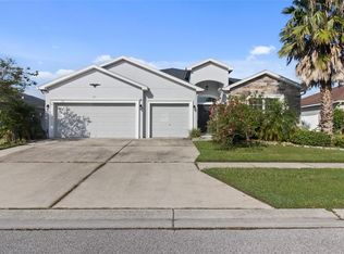 6553 Castle Green Pl, Zephyrhills, FL 33541