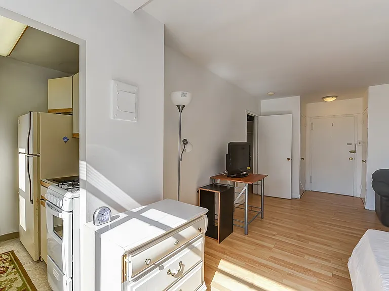 1111 Arlington Blvd #502 — Photo 12