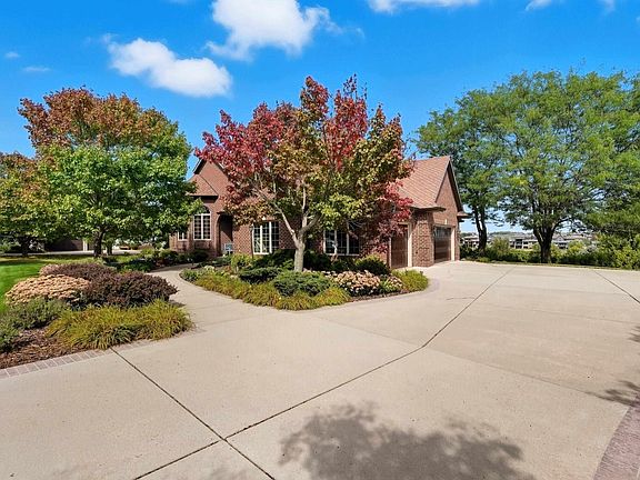 5th image of 8516 E Willow Ridge Pl