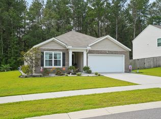 385 Spruce Ivy St, Moncks Corner, SC 29461