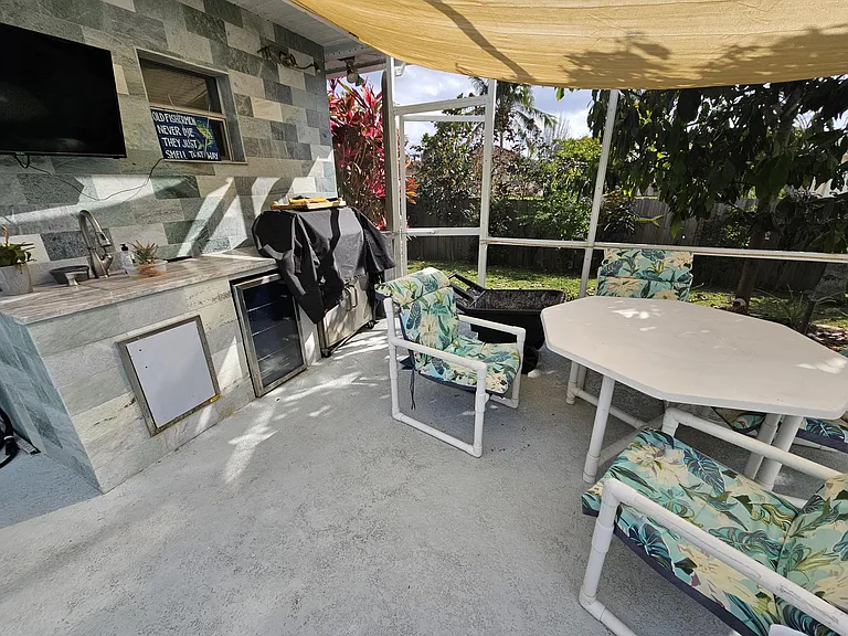 2720 SE Kern Rd — Photo 20