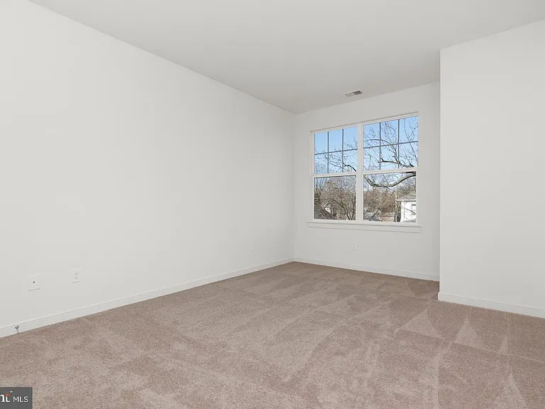 13 1st Ave SW #6 — Photo 17