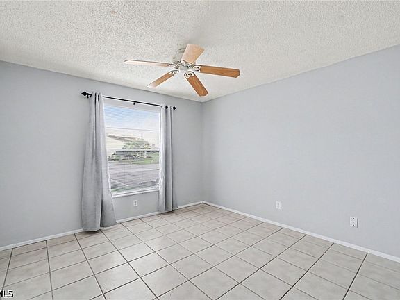 4th image of 6124 Principia Dr APT 1