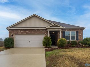 134 Natalie Jane Dr, Hazel Green, AL 35750