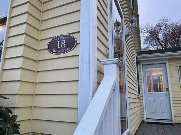 18 Walton St, Wakefield, MA 01880