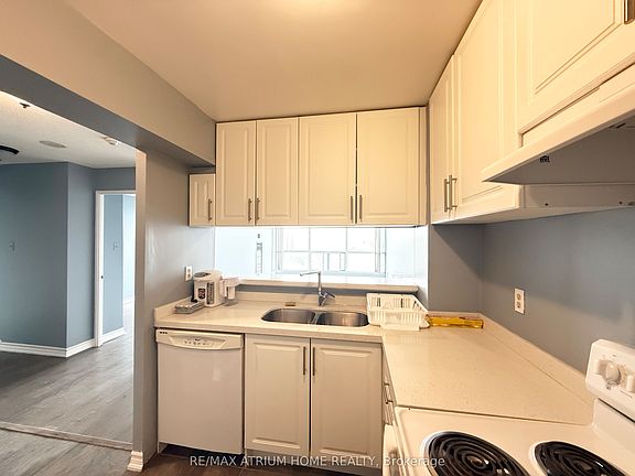 5th image of 3050 Ellesmere Rd Unit 1604