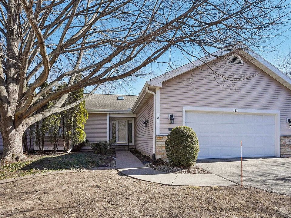 1st image of 121 N Oak Grove Dr #17