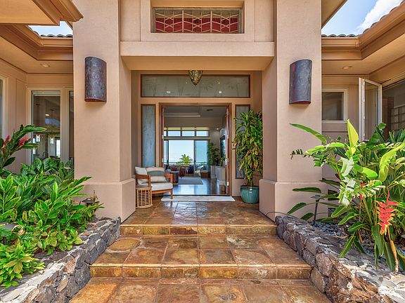 2nd image of 318 Aalii Way