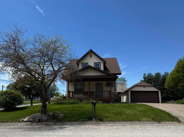 820 Avenue D, West Point, IA 52656