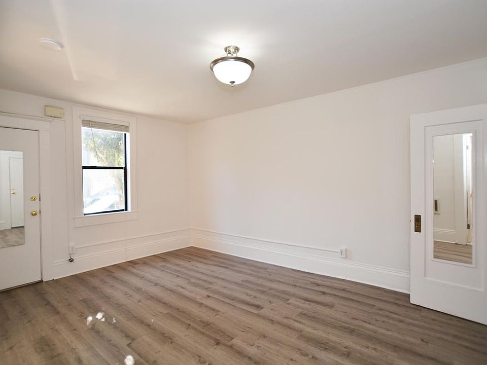 1st image of 1382 Grove St