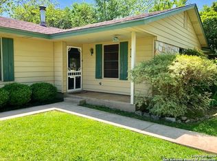217 E Kronkosky St, Boerne, TX 78006
