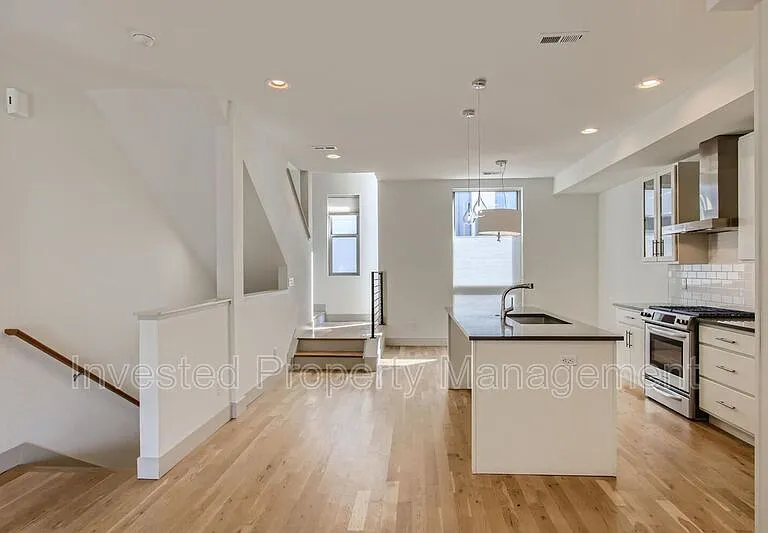 2332 Decatur St #3 — Photo 10
