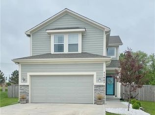 11507 E 207th Cir, Peculiar, MO 64078