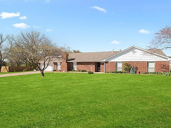 2nd image of 4421 Overland Cir