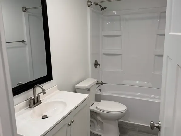 200 S Van Buren Ave #103, Fowler, IN 47944