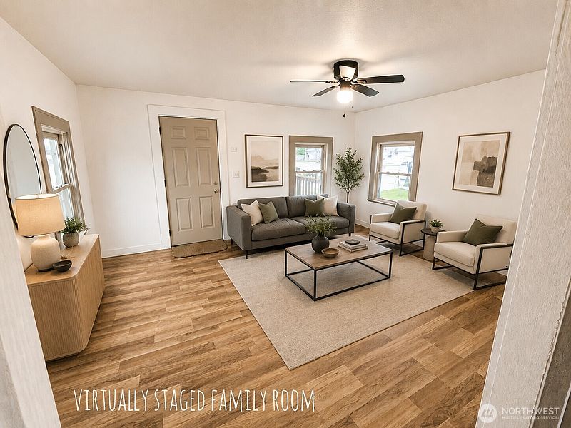 3rd image of 1332 Central Blvd
