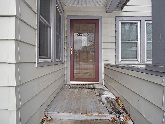 2nd image of 1345 E Ewing Ave