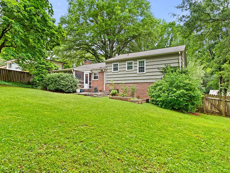 2786 Birchwood Dr — Photo 45