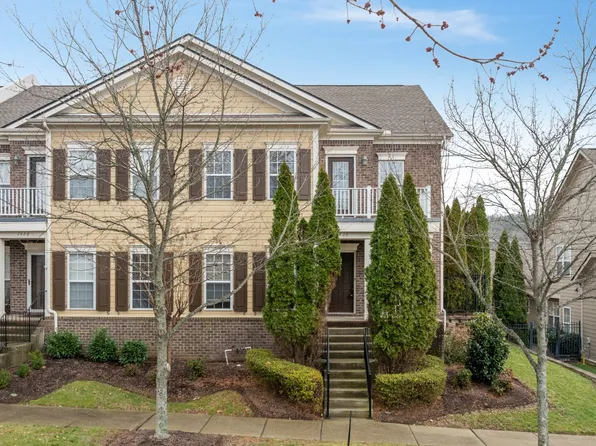 1428 Burnside Dr, Franklin, TN 37067