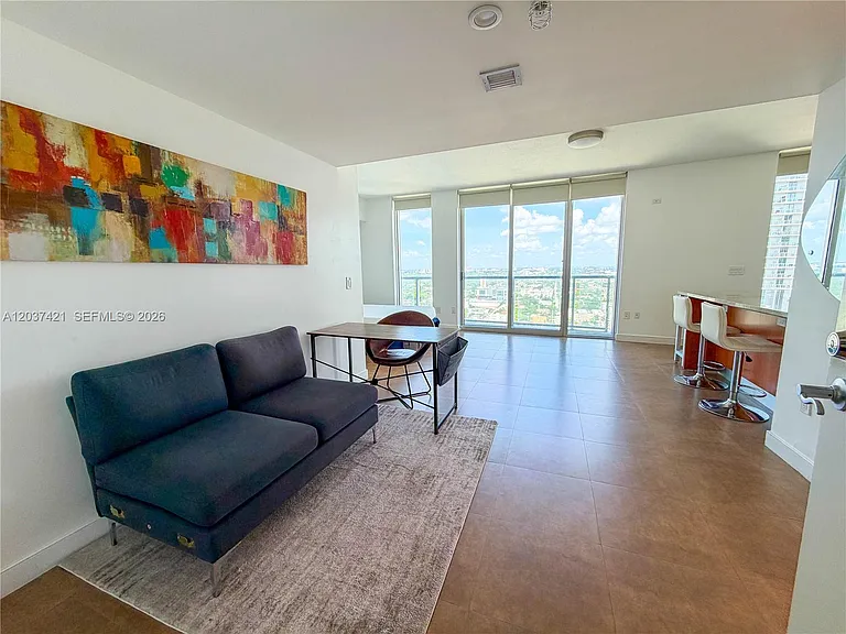 185 SW 7th St #2900 — Photo 6