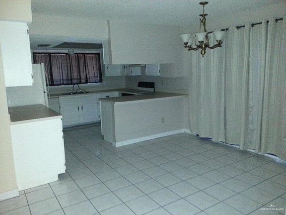 4th image of 7113 N 16th St