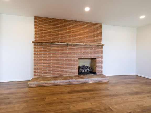 4th image of 4101 Northington Dr NW