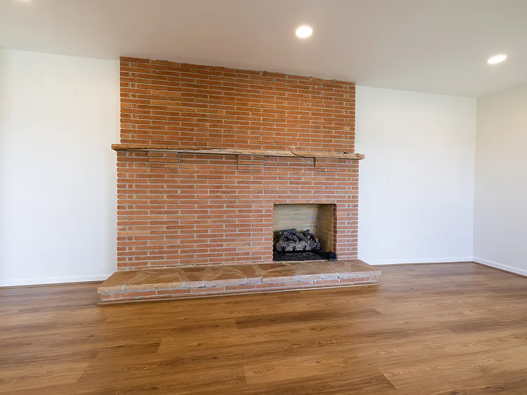 4101 Northington Dr NW — Photo 4