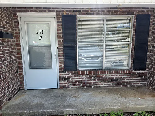 205 Durst Ave W #211B Photo 1