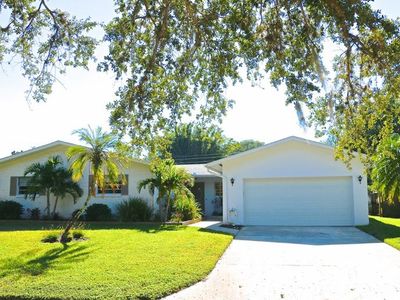 2396 6th Ave SW, Largo, FL, 33770
