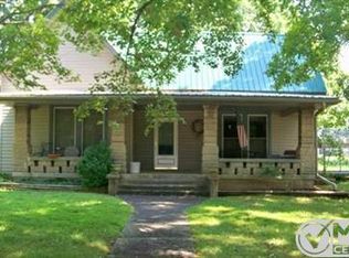 204 Cumberland St E, Cowan, TN 37318