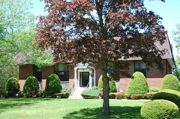 2nd image of 7 Linbrook Dr APT 303