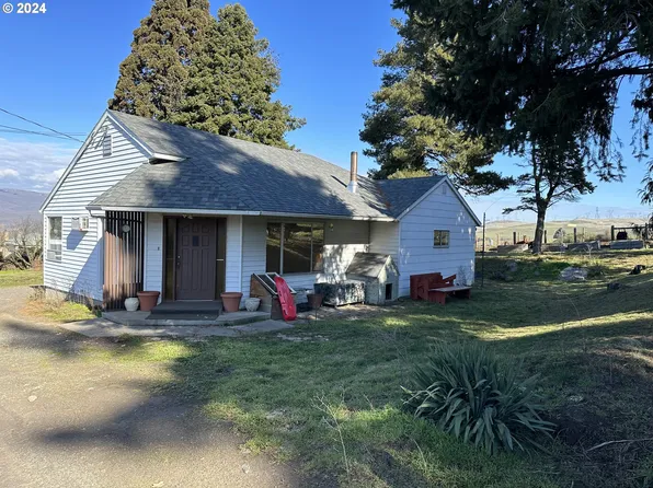 2823 E 12th St, The Dalles, OR 97058
