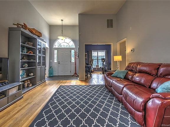 A modern, comfortable feeling throughout!