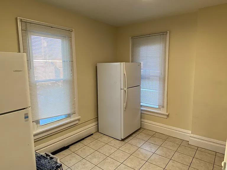 38 E 12th Ave #1 — Photo 8