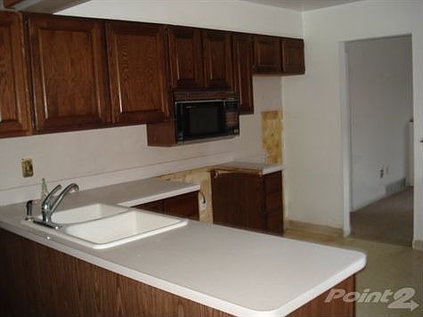 2nd image of 34975 Barton St