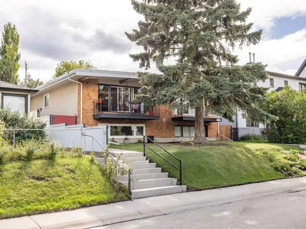 219 N 26th Ave NE, Calgary, AB T2E 1Z1
