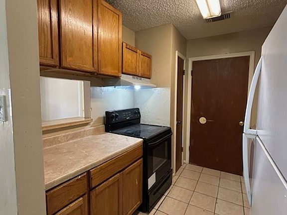 3rd image of 751 Hammond Manor Dr #751C