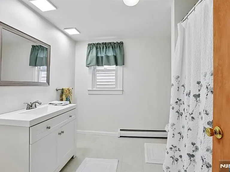 18 Patterson St — Photo 20