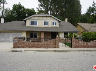 8816 Moorcroft Ave, Canoga Park, CA 91304