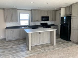 57443 Plymouth Rd #261, Washington, MI 48094