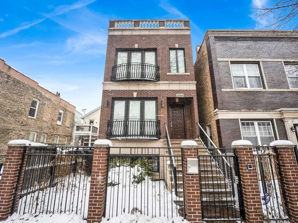 2144 W Erie St, Chicago, IL 60612