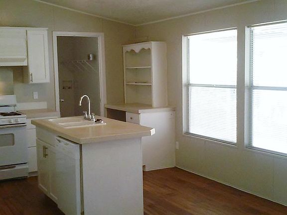 3rd image of 154 E Placita Estrella